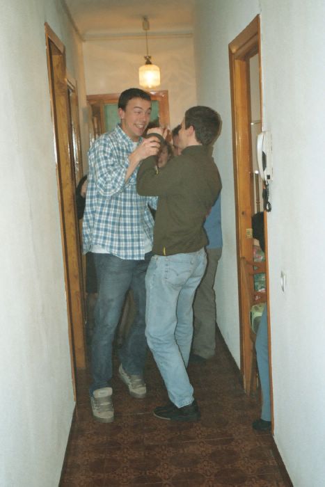 pas facile dans le couloir
